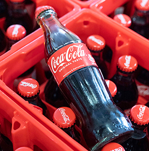 太古可口可乐自一九六零年代起一直与可口可乐公司保持策略夥伴关系