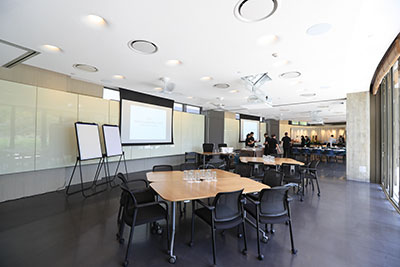 The Swire Leadership Centre is equipped with three lecture rooms