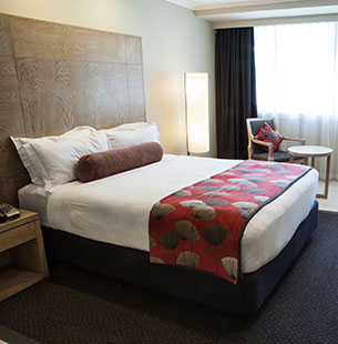 Coral Sea Hotels 在巴布亞新幾內亞的主要商業中心共經營七間酒店及酒店式住宅